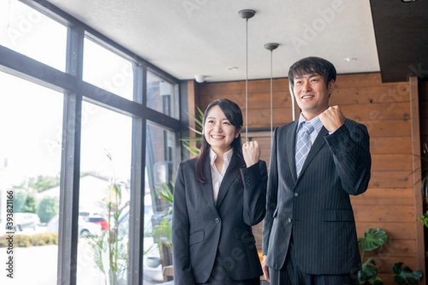 Fototapeta 男女のビジネスパーソン
