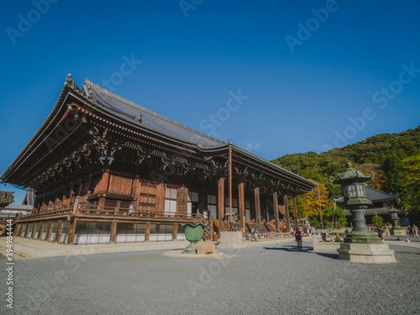 Fototapeta よく晴れた秋の日、知恩院御影堂