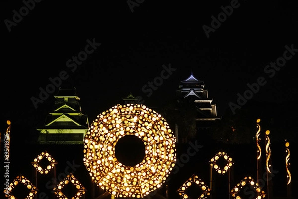 Obraz 熊本地震で被災した熊本城の夜間ライトアップ風景