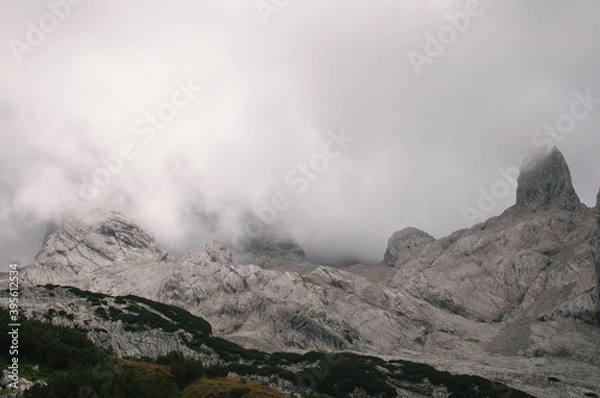 Obraz Hiking in Dachstein mountains (Dachsteingebirge