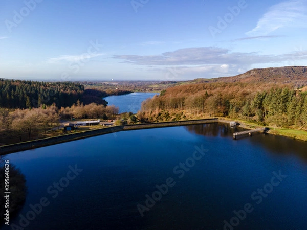 Fototapeta Trentabank Reservoir is located within Macclesfield Forest, partly in the Peak District National Park in England, and is home to rich unimproved uplands and grasslands. The reservoir is surrounded mai