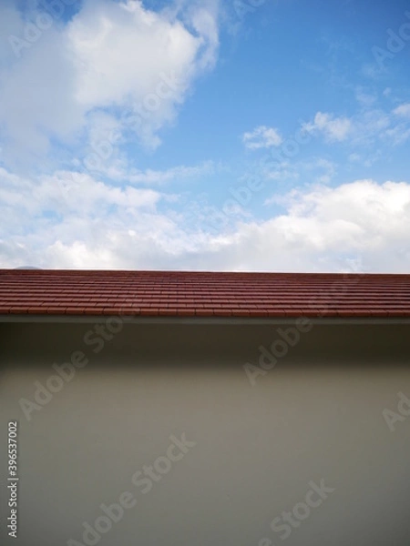 Obraz 赤瓦と青空