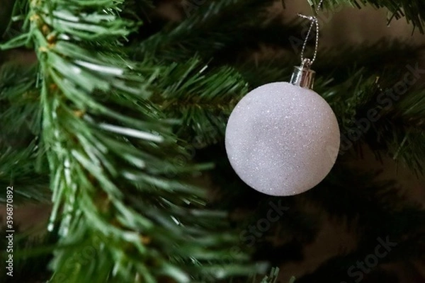 Obraz Shiny white ball