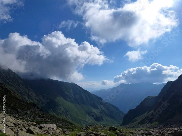 Fototapeta Stubai high-altitude hiking trail, lap 8 in Tyrol, Austria