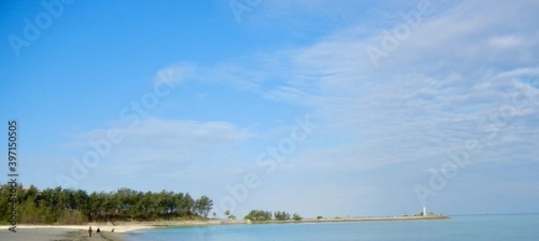 Fototapeta 日本の沖縄の砂浜　風景