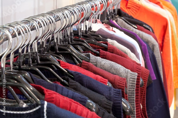 Fototapeta Большой выбор одежды для взрослых