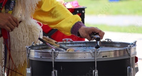 Obraz drummer playing the drums
