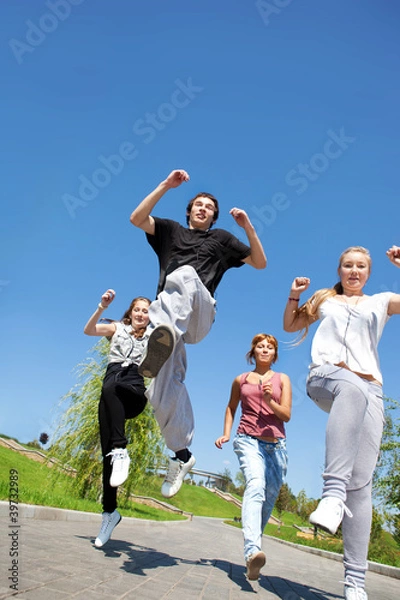 Obraz College friends running