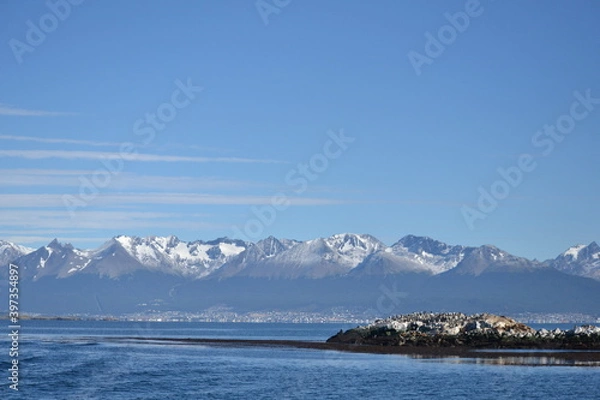 Obraz lake and mountains in winter time 