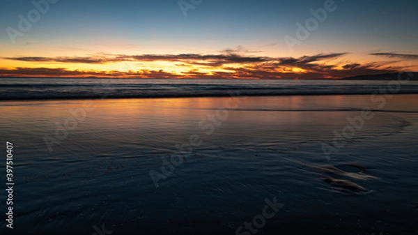 Fototapeta sunset over the ocean