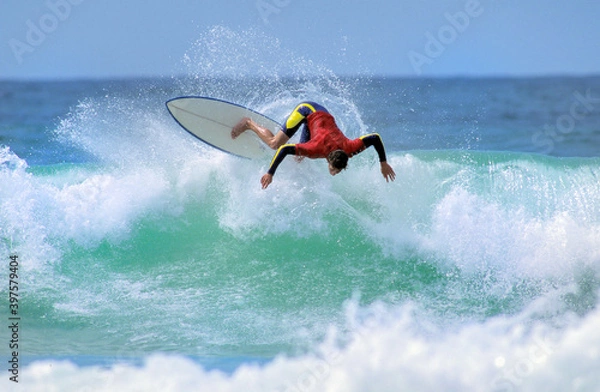 Obraz Surfer in progressed on the wave