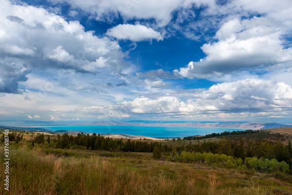 Fototapeta Scenic view of the Bear Lake, located in the border of the Utah and Idaho States, USA.