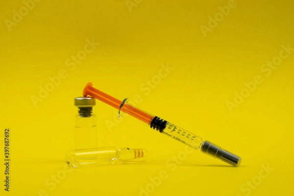Obraz Vaccine preparation with syringe and medicine