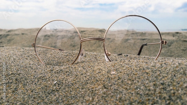 Obraz Glasses in the beach