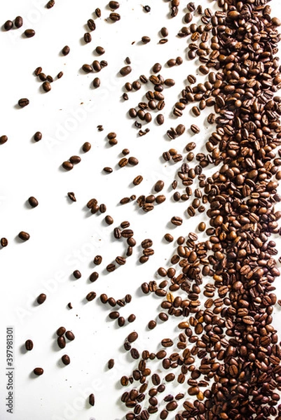 Obraz Panoramic coffee beans border isolated on white background