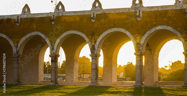 Fototapeta Izamal de tarde