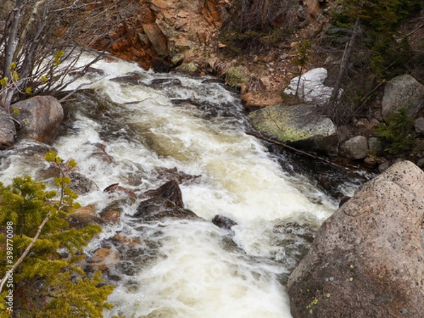 Obraz A Winter Day Hike Through The Mountains 
