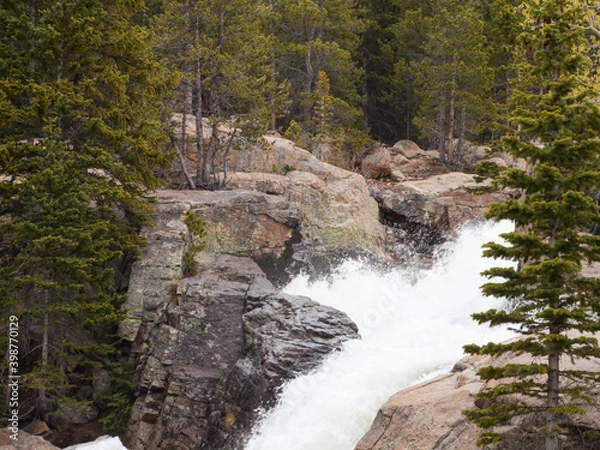 Obraz A Winter Day Hike Through The Mountains 