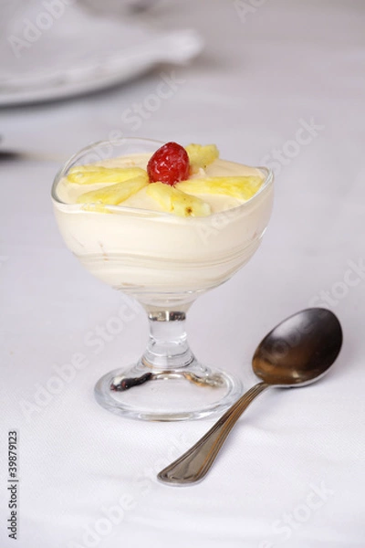 Obraz Dessert - pineapple mousse
