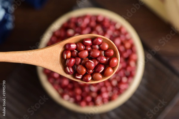 Obraz Red beans on the background of retro Chinese style