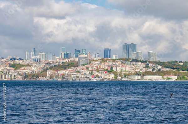Fototapeta View of Istanbul from the gulf (Turkey)