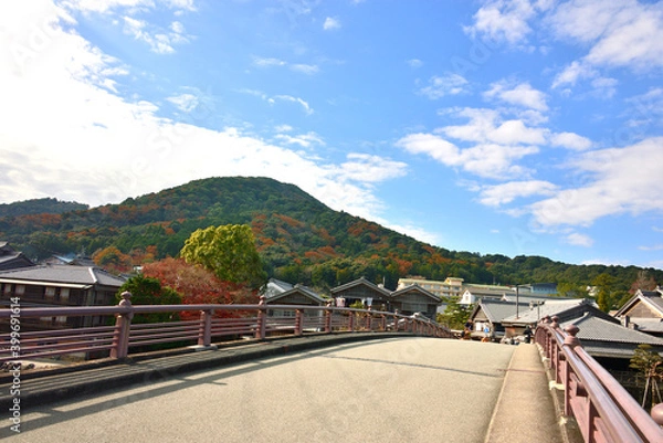 Obraz 三重県伊勢市　おかげ横丁への入口（新橋）