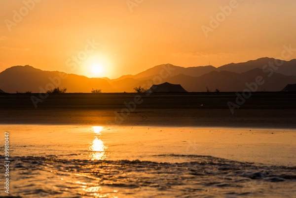 Obraz Beautiful sunset over the mountains