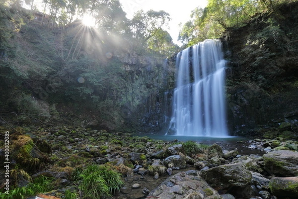 Obraz 日田市の桜滝と光芒