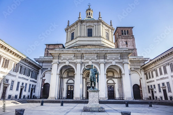 Fototapeta Basilica of San Lorenzo Maggiore (Saint Lawrence) in Milan, Italy. Basilica of San Lorenzo Maggiore originally built in Roman times and subsequently rebuilt several times.