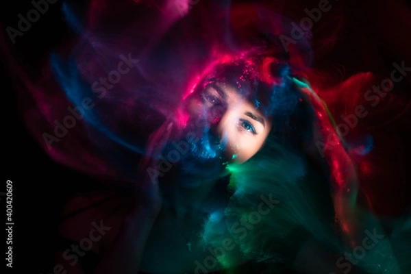 Fototapeta light painting portrait, new art direction, long exposure photo without photoshop, light drawing at long exposure	
