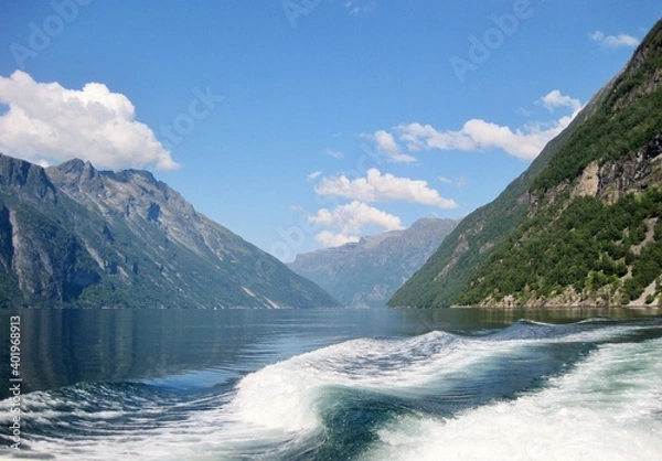 Fototapeta Nordic lake in the mountains