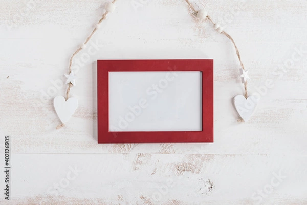 Obraz red frame with white wooden hearts