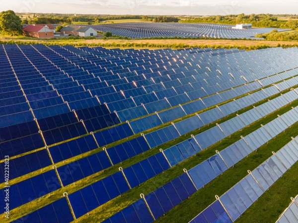 Obraz Solar panels on power station