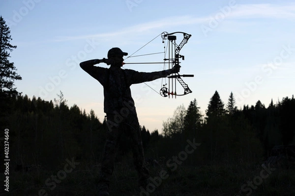 Obraz modern bow hunter slhouette