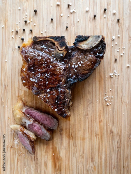 Obraz T-Bone Steak Medium-Rare 