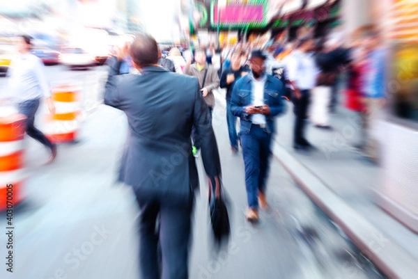 Fototapeta business man in the crowds on Times Square, NYC