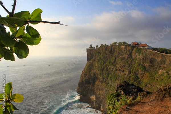 Fototapeta bali cliffs with waves crashing