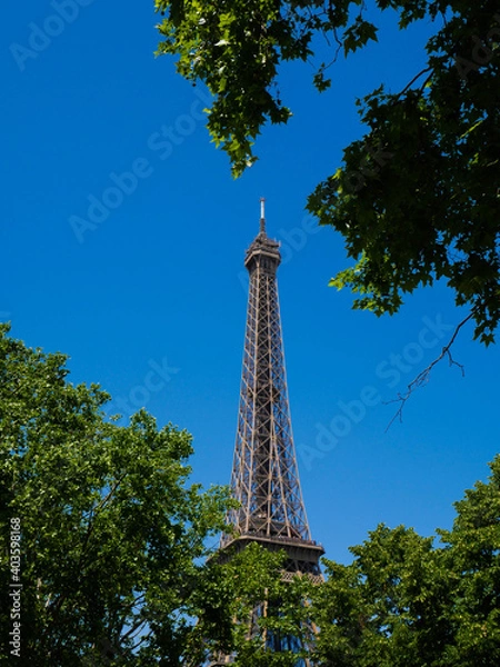 Fototapeta eiffel tower low angle view