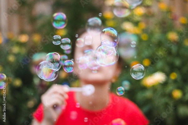 Obraz Girl Blowing Bubbles