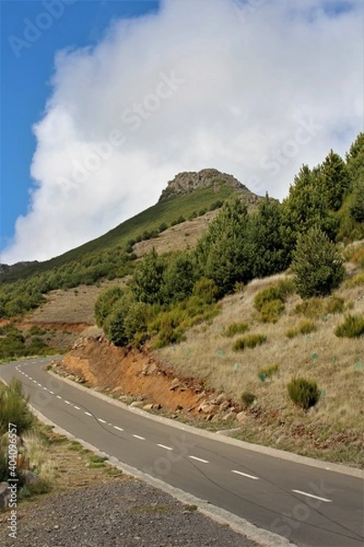 Obraz Streets of Madeira. Driving along Pico Ruivo in Portugal. Steep Roads in the Mountains