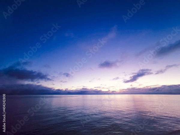 Fototapeta sunrise over the sea