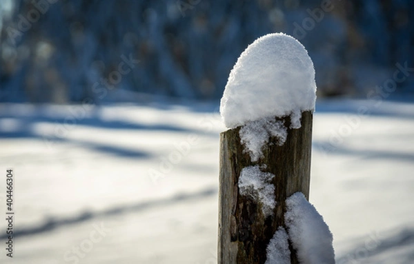 Obraz Pfosten in Schneelandschaft