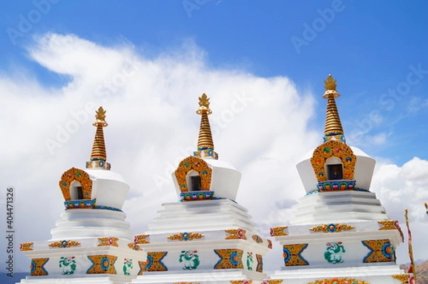 Obraz White Buddhist temple top 