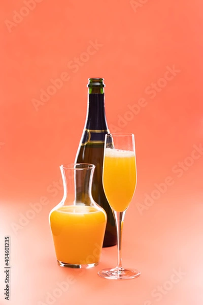 Fototapeta Mimosa Coctail w szklance fletu