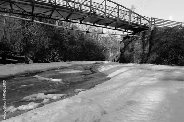 Fototapeta Frozen Bridge