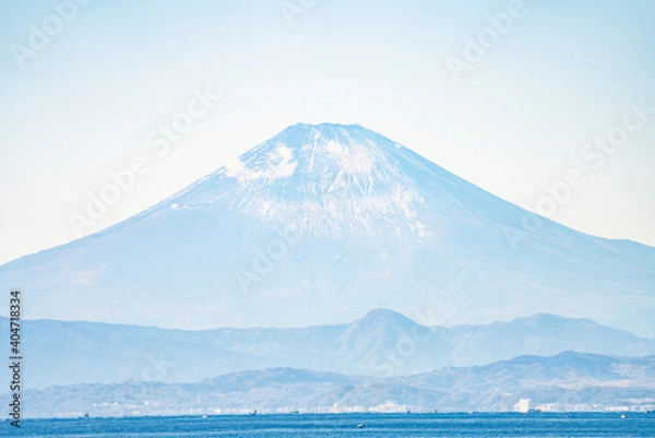 Fototapeta 神奈川県葉山の森戸海岸から見た富士山