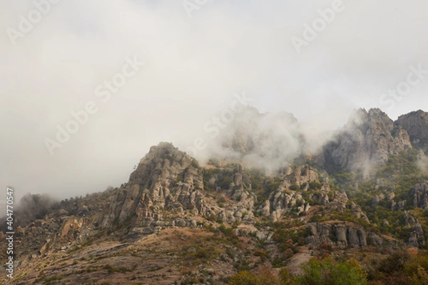 Fototapeta fog in a steep cliff