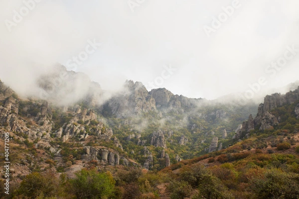 Fototapeta fog in a steep cliff