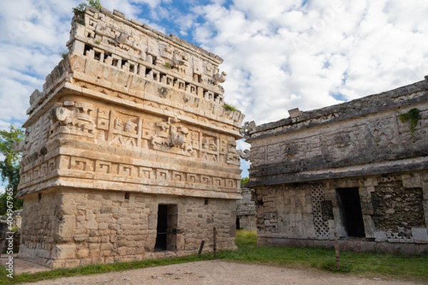 Fototapeta Ancient Mayan city of Chichen Itza – historical landmark and archaeological site