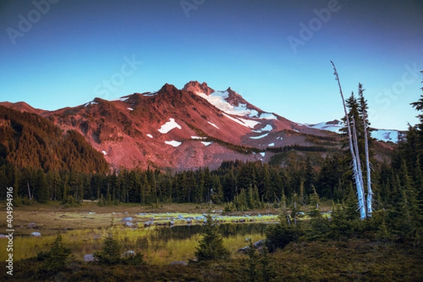 Obraz Mount Jefferson red lake